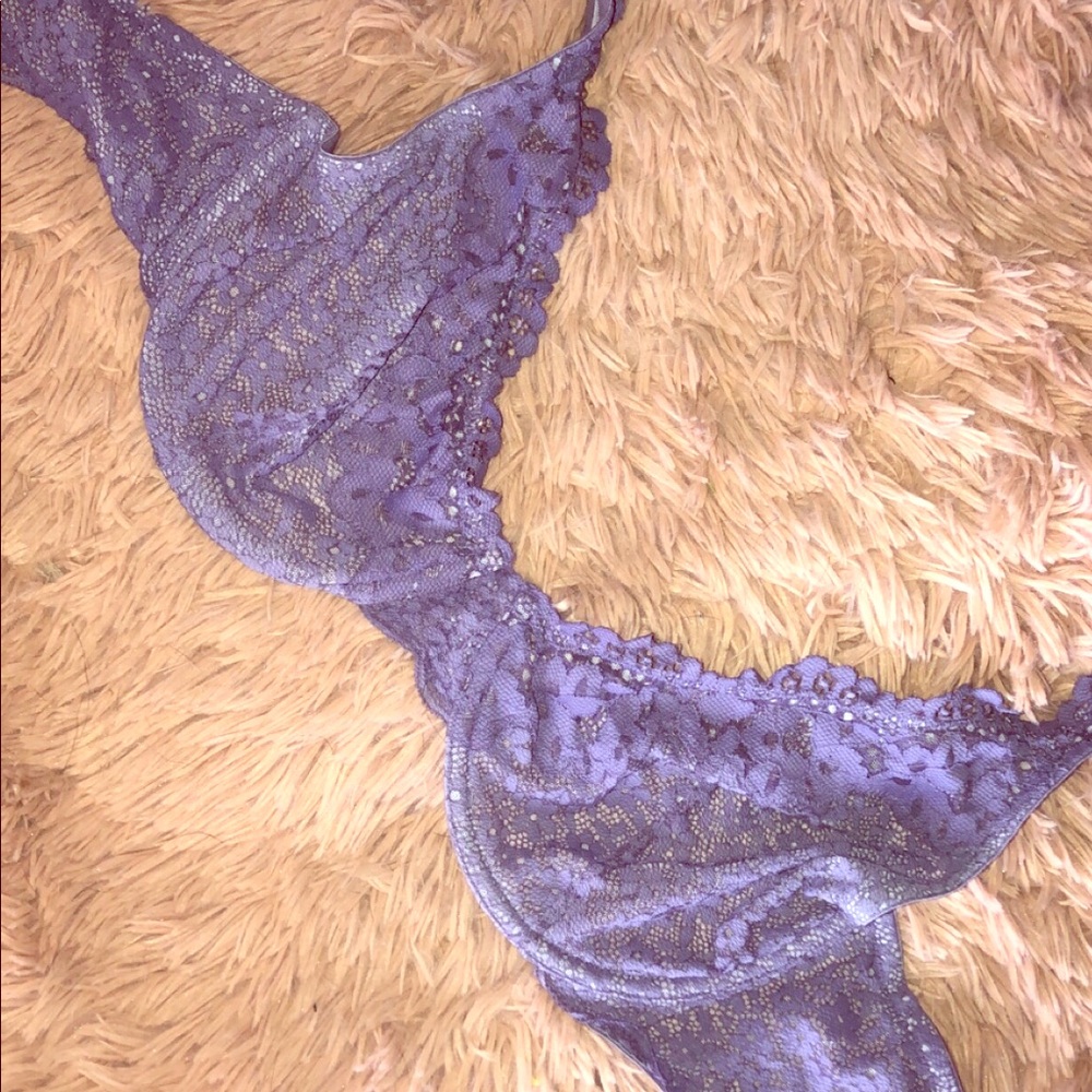 Victoria’s Secret lace bra